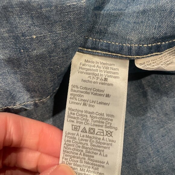 NWT Madewell Men's M Chambray Button-Up Shirt Cotton-Linen Blend Lorena Wash - Picture 6 of 7